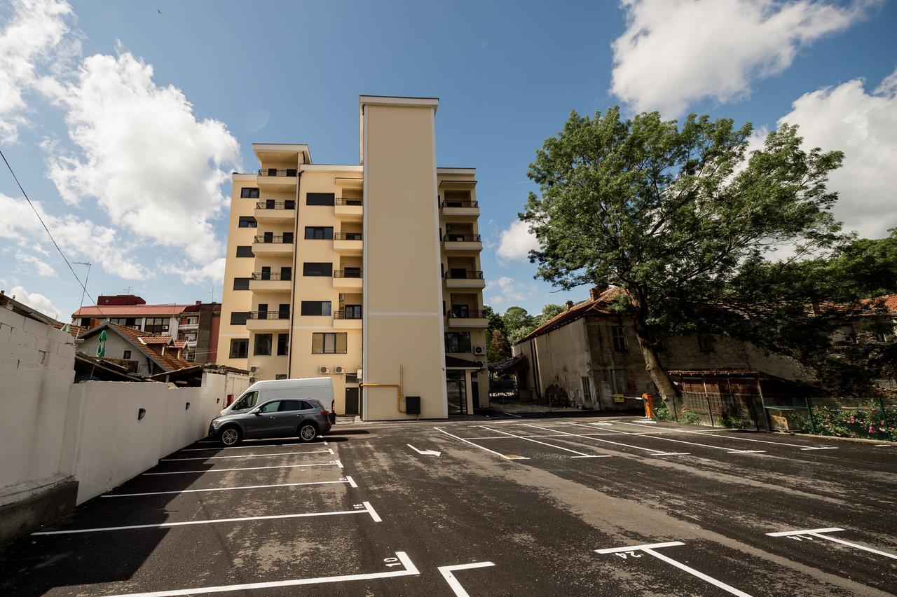 Centar Lux Apartamento Arandjelovac Exterior foto